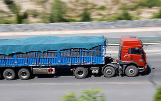 總重49噸輕量化環(huán)衛(wèi)掛車(chē)革新 鋁合金技術(shù)引領(lǐng)減重與效率升級(jí)